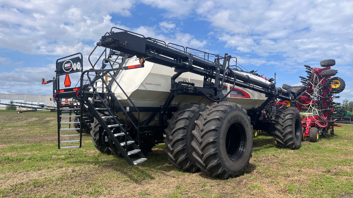 2022 Bourgault 9950 Air Tank/Cart