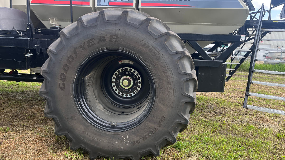 2022 Bourgault 9950 Air Tank/Cart
