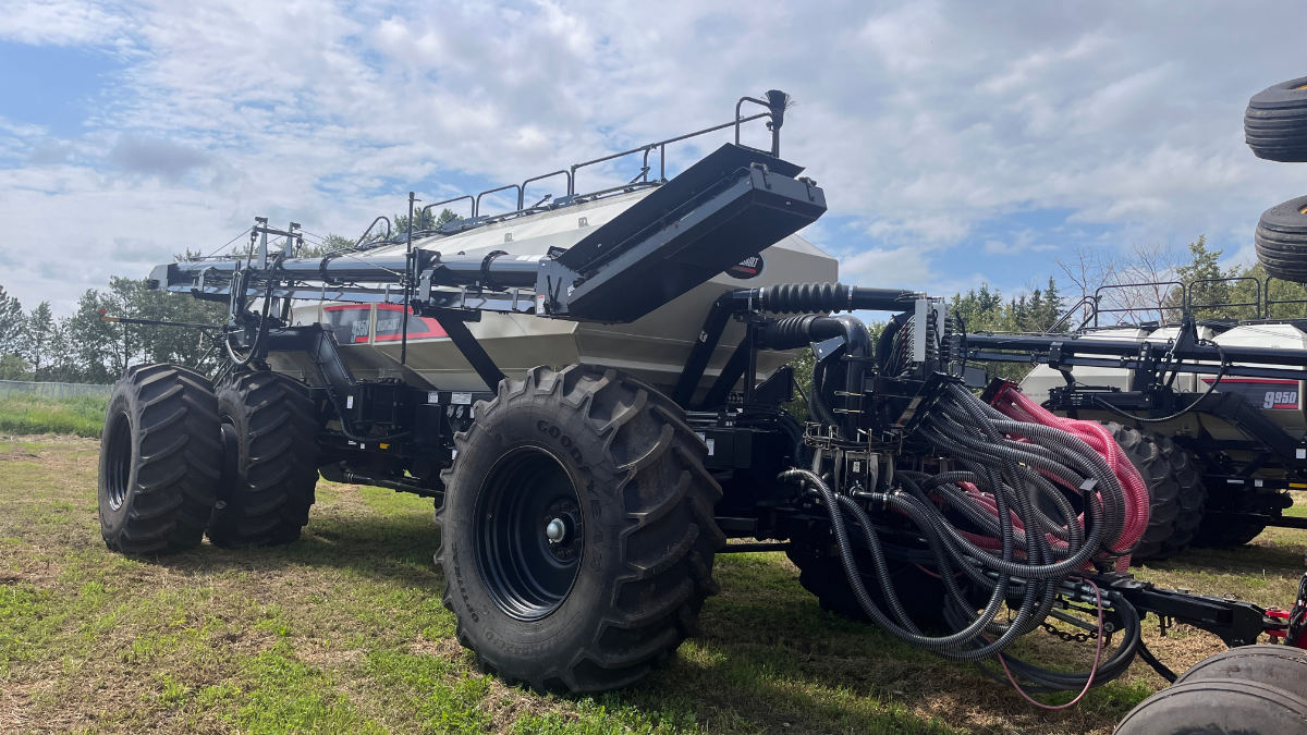 2022 Bourgault 9950 Air Tank/Cart