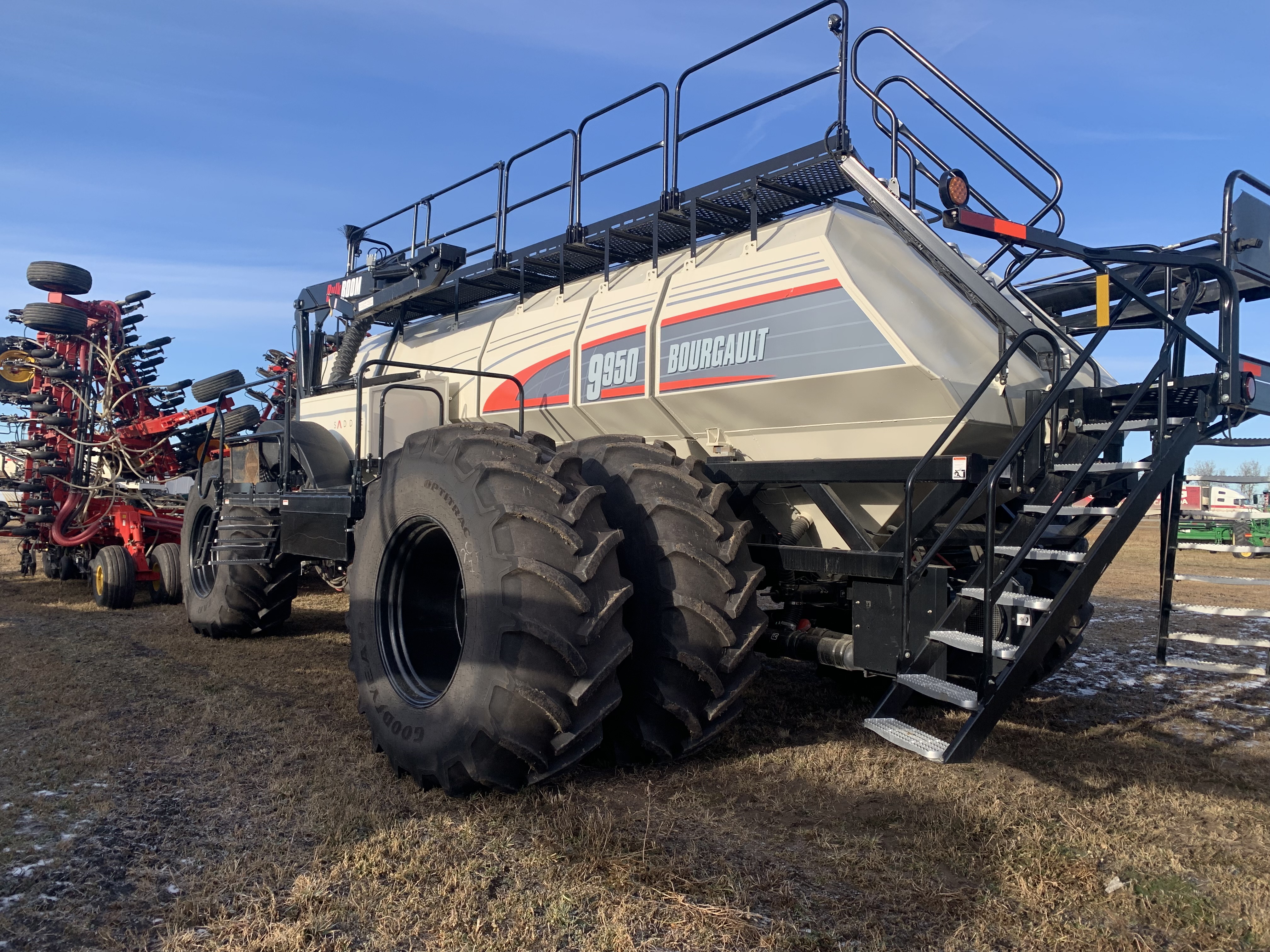 2022 Bourgault 9950 Air Tank/Cart