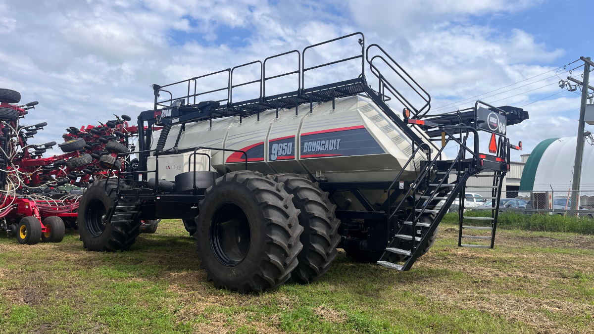 2022 Bourgault 9950 Air Tank/Cart