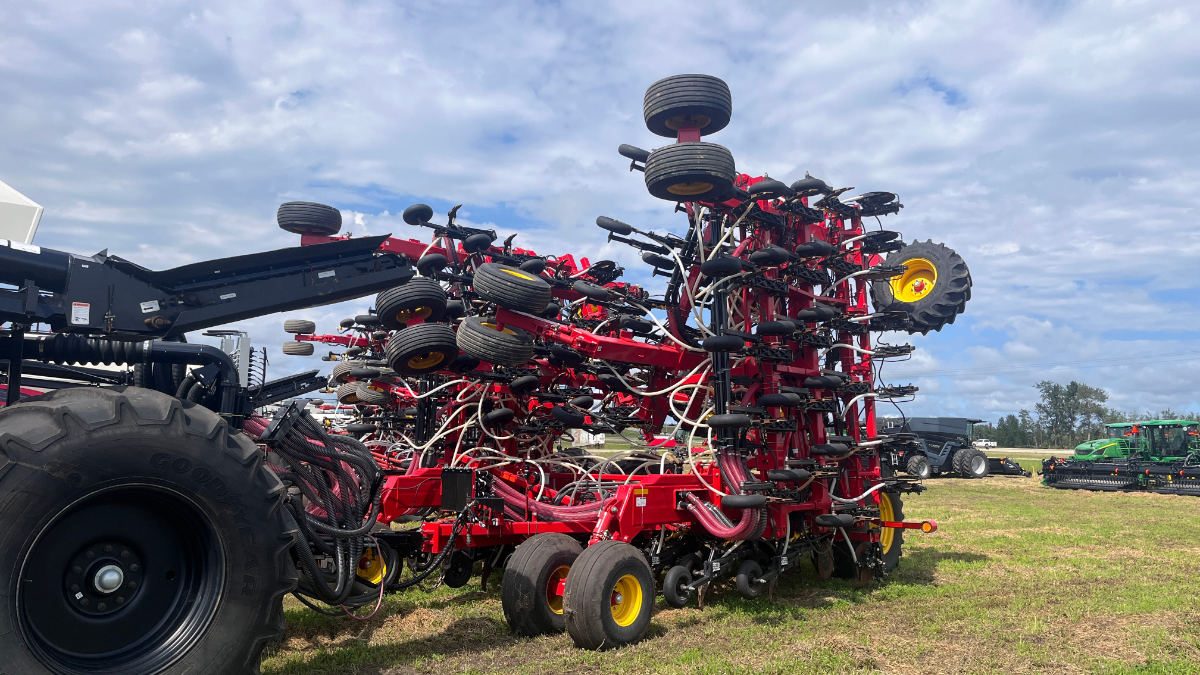 2022 Bourgault 3335-66 Air Drill