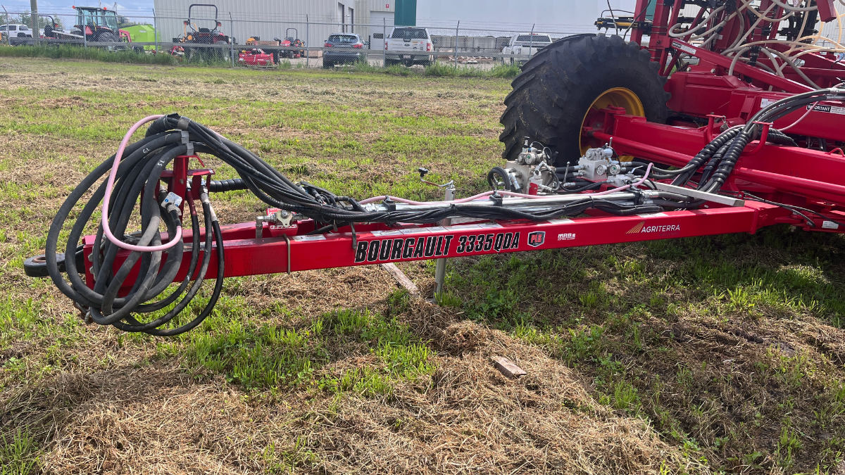 2022 Bourgault 3335-66 Air Drill
