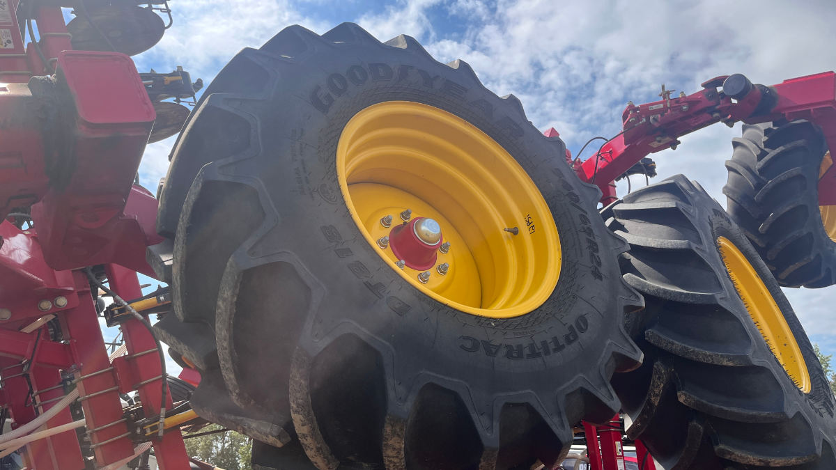 2022 Bourgault 3335-66 Air Drill