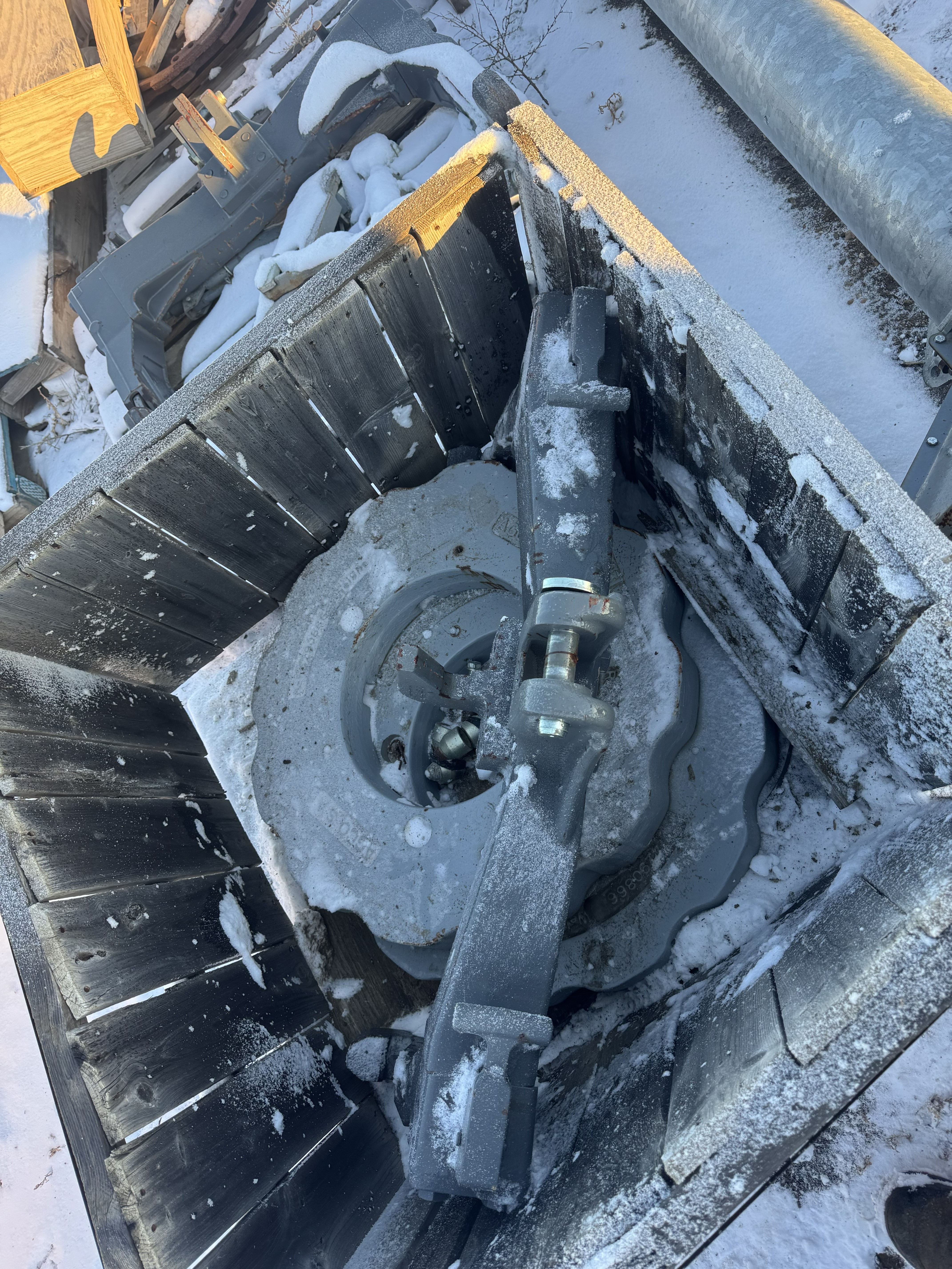 2013 Massey Ferguson 7294200 Weights