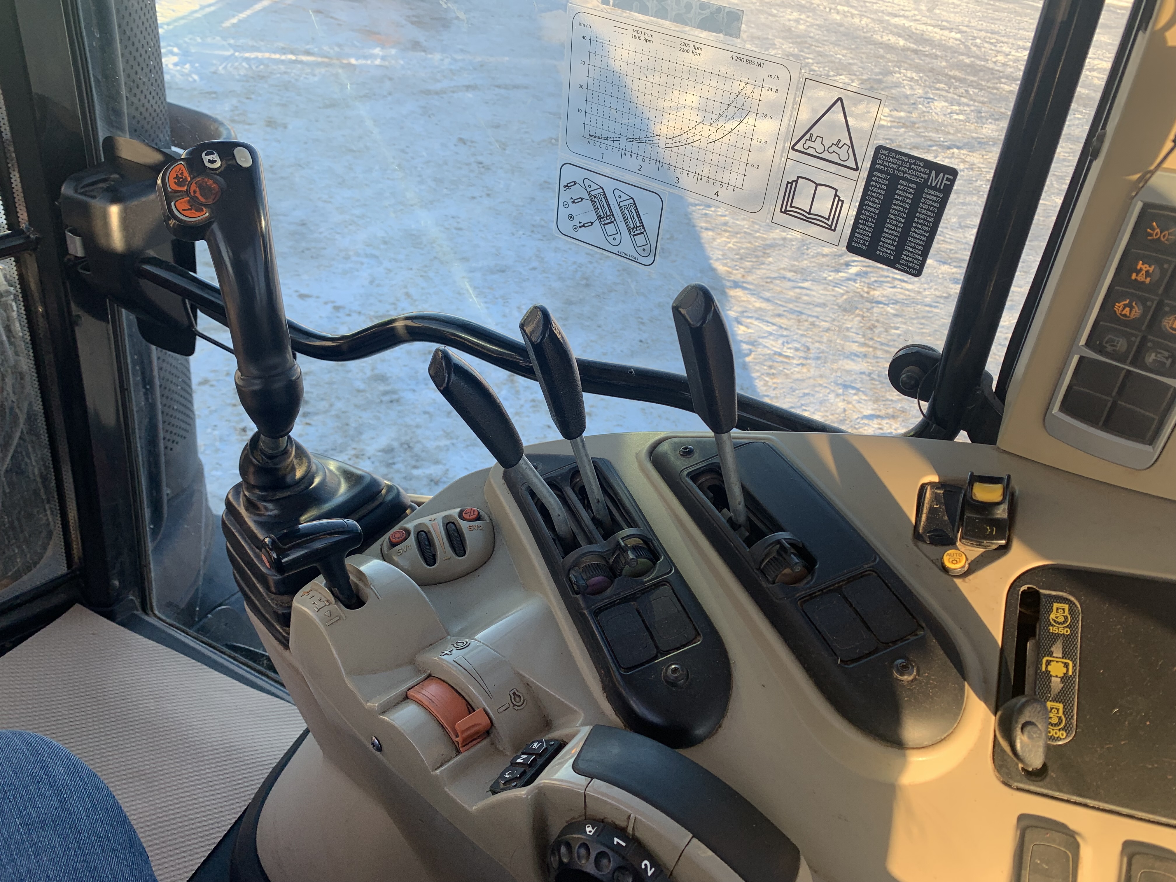 2013 Massey Ferguson 7618 Tractor