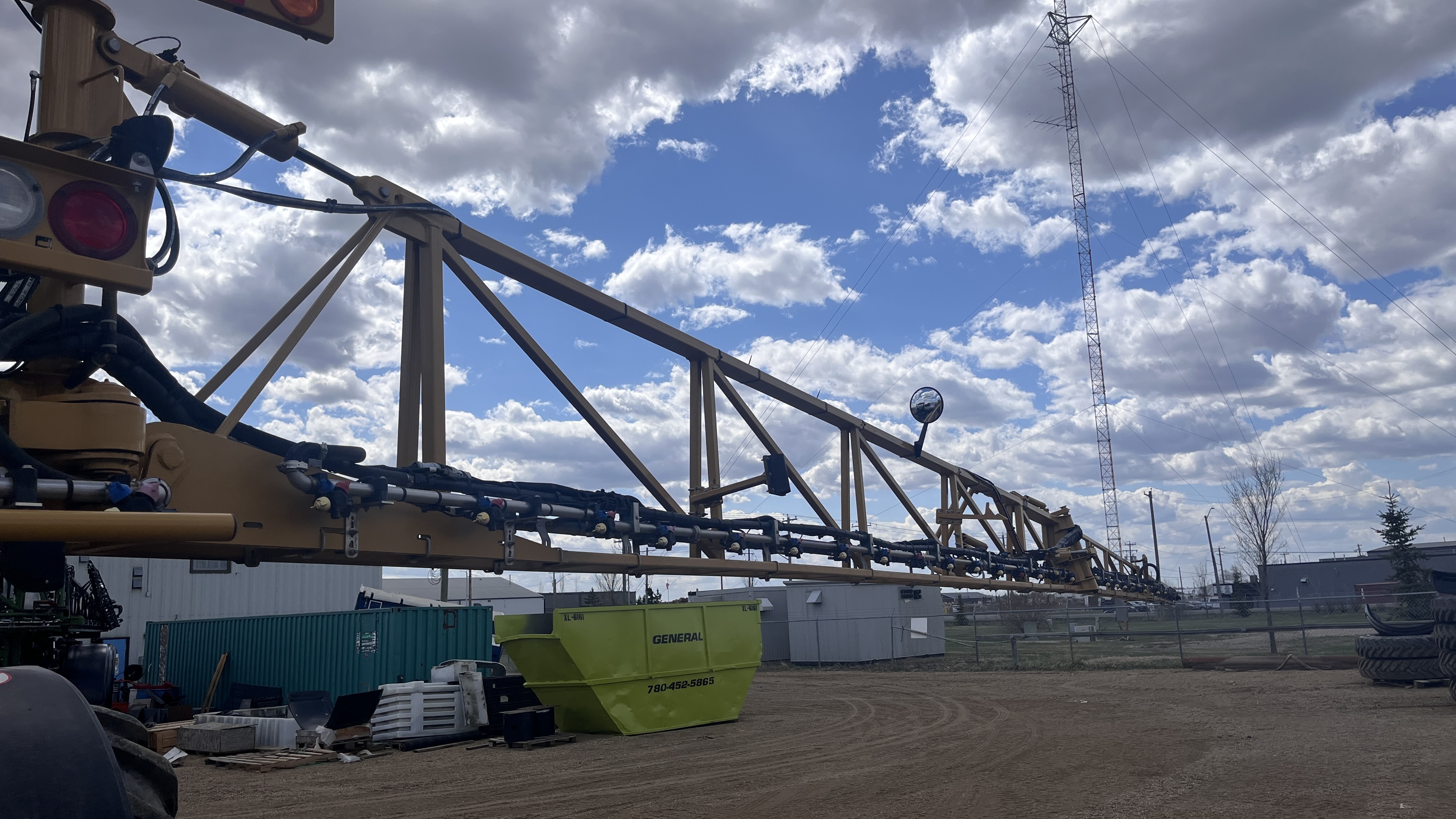 2018 RoGator 900C Sprayer