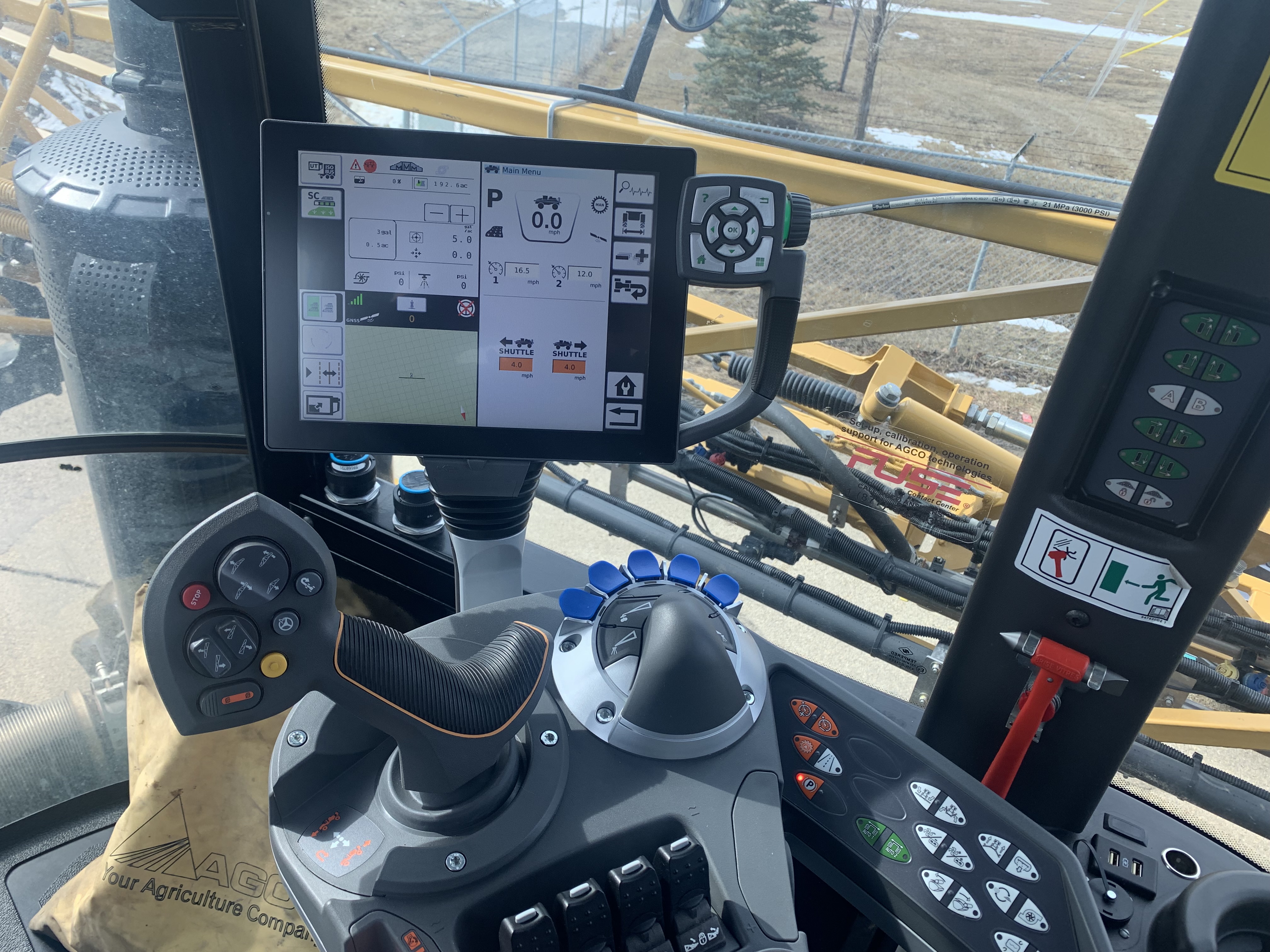 2018 RoGator 900C Sprayer