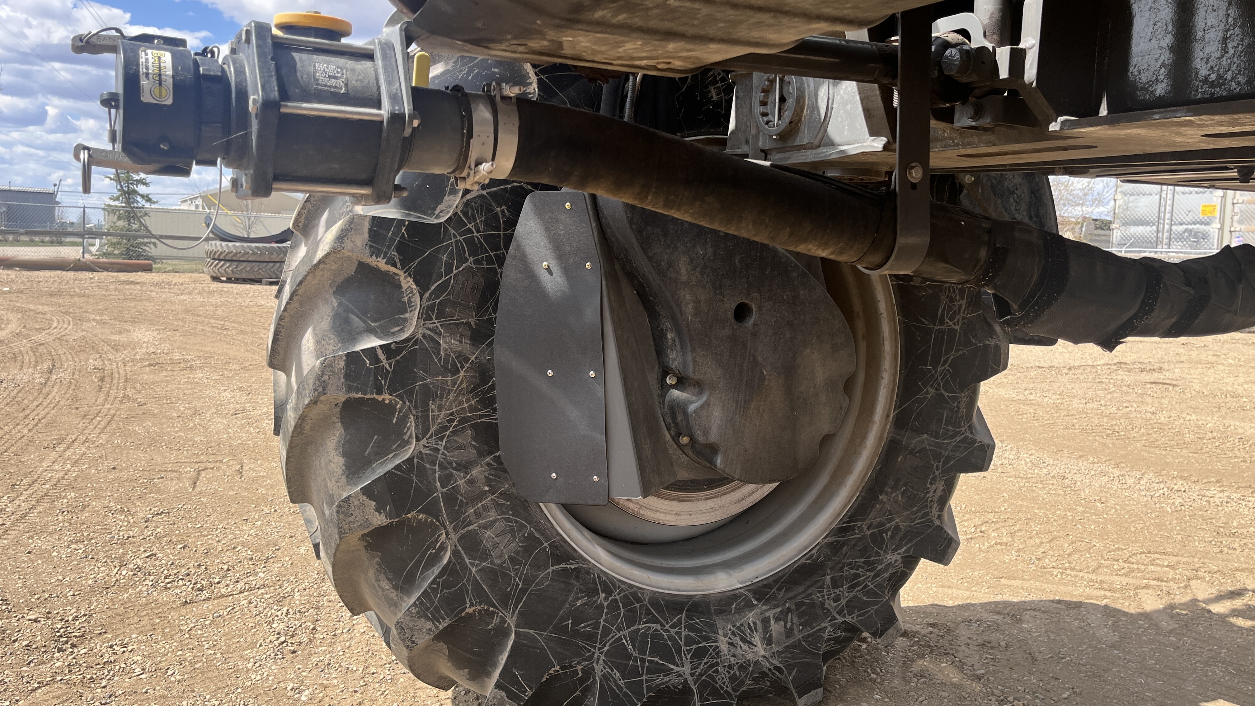 2018 RoGator 900C Sprayer