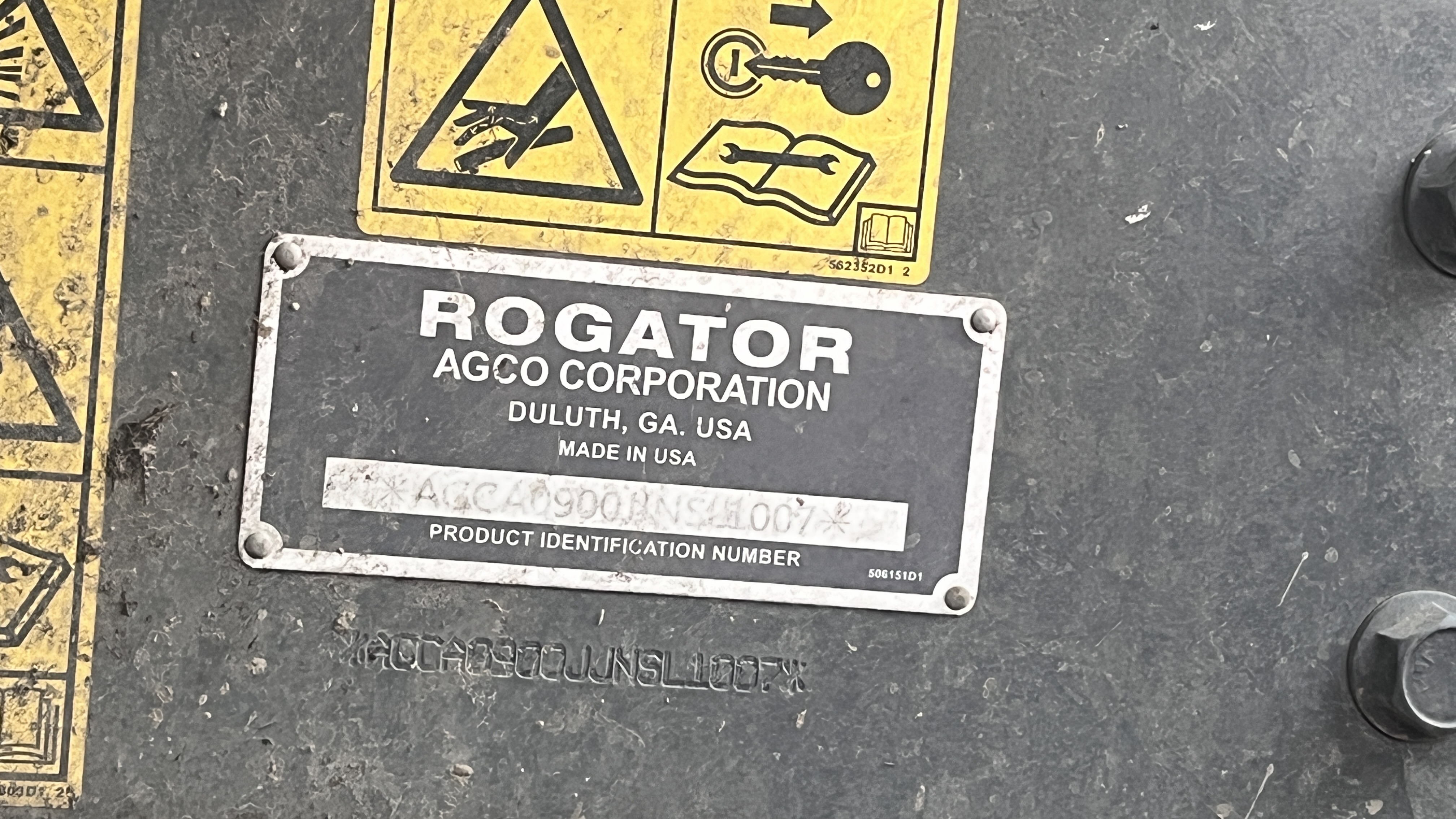 2018 RoGator 900C Sprayer