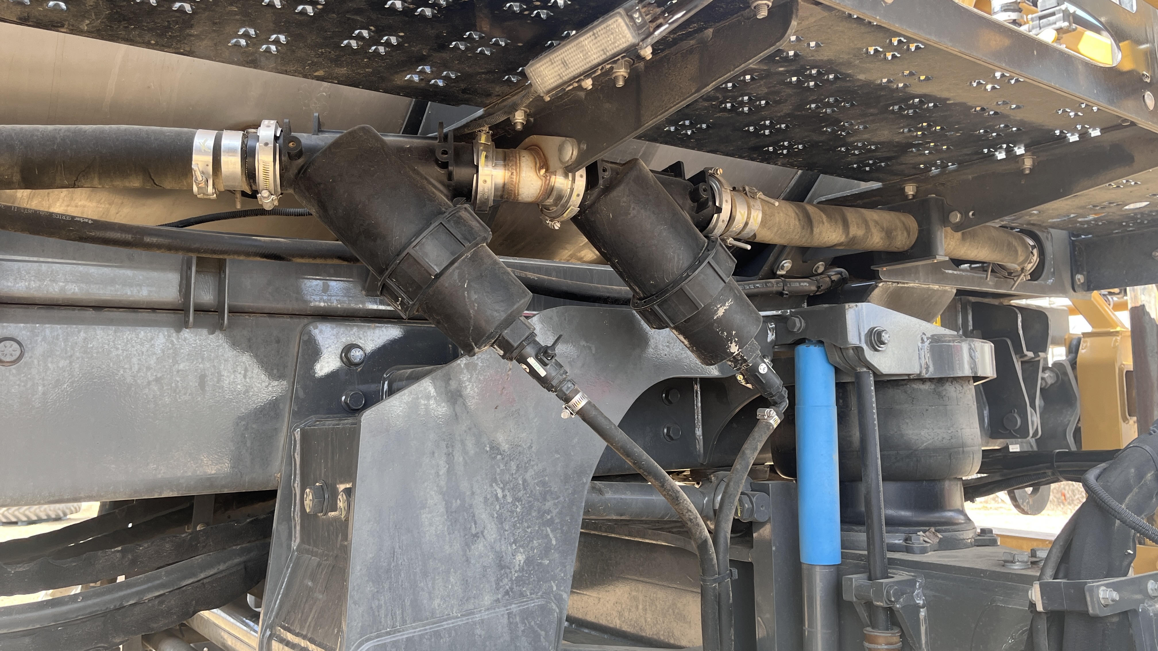 2018 RoGator 900C Sprayer