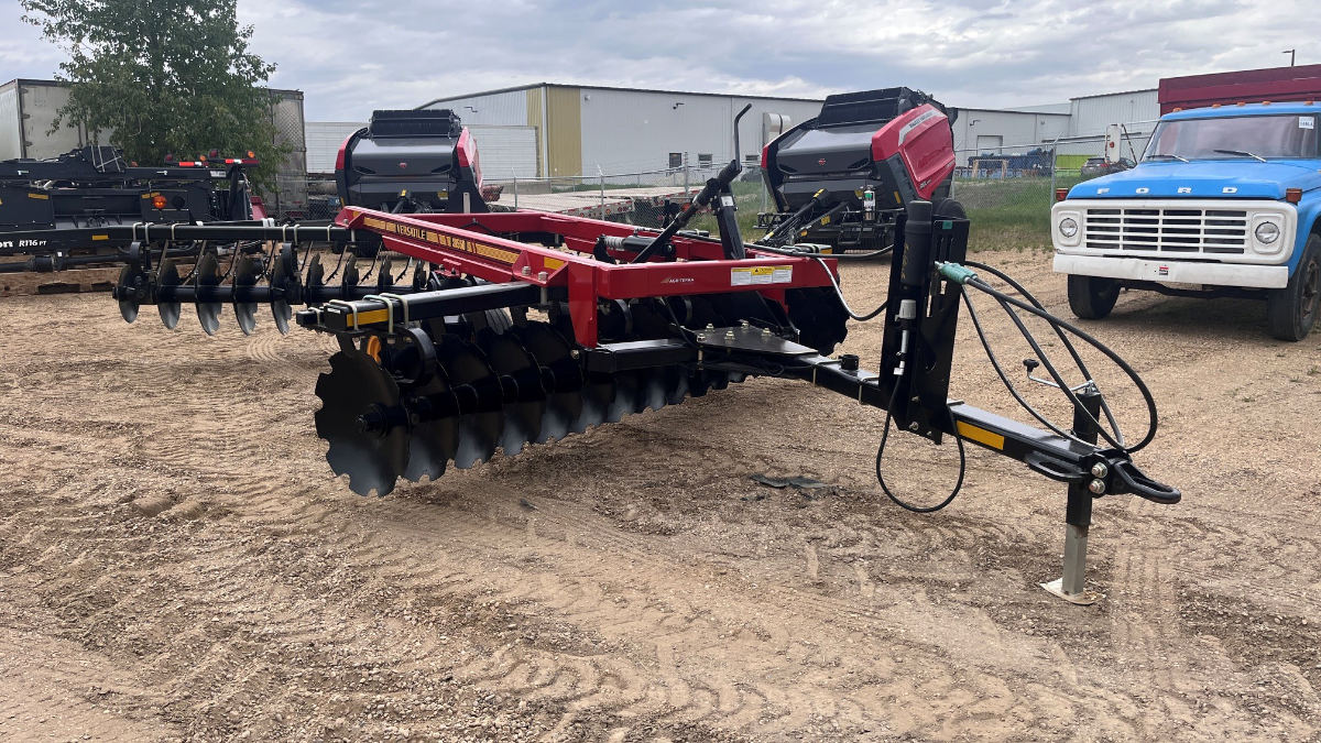 2023 Versatile SD550 Disk