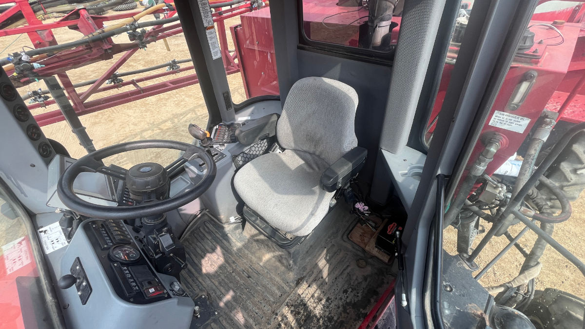 2005 Case IH SPX3150 Sprayer