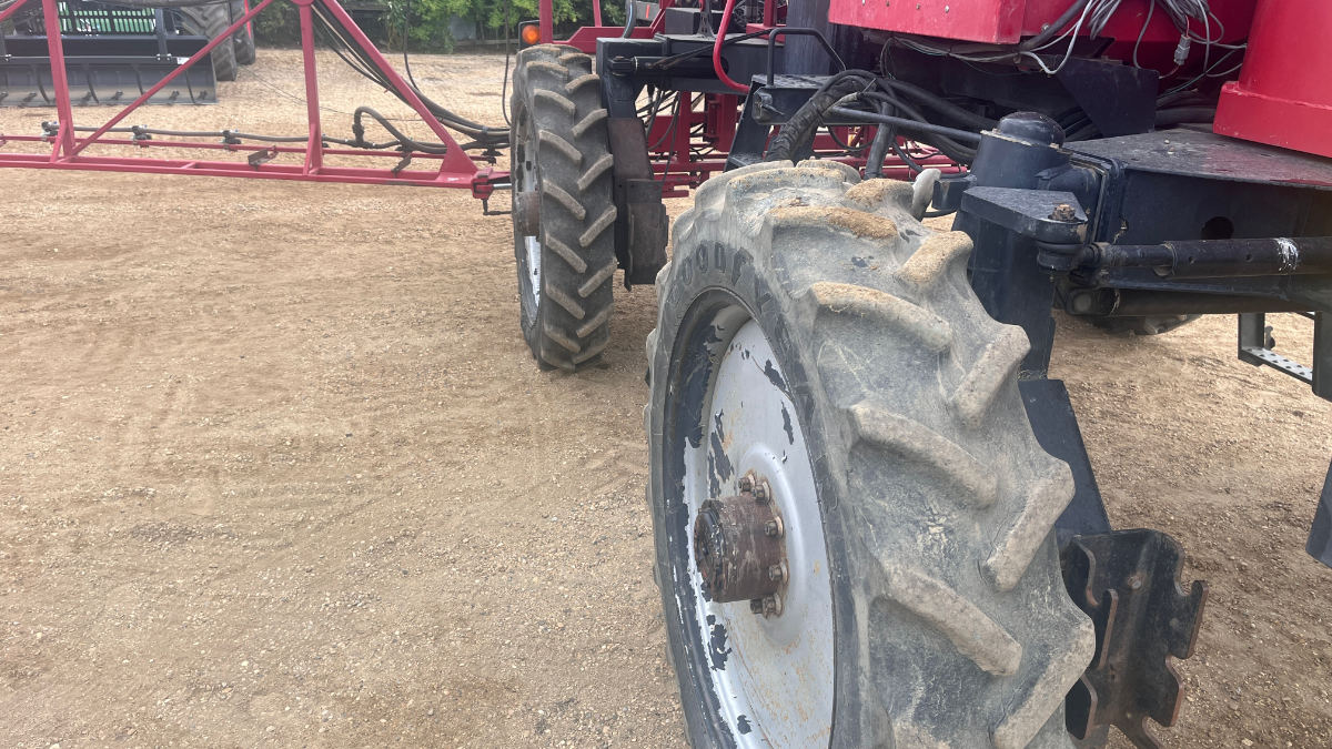 2005 Case IH SPX3150 Sprayer