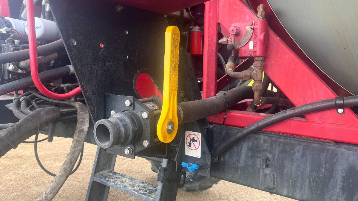 2005 Case IH SPX3150 Sprayer