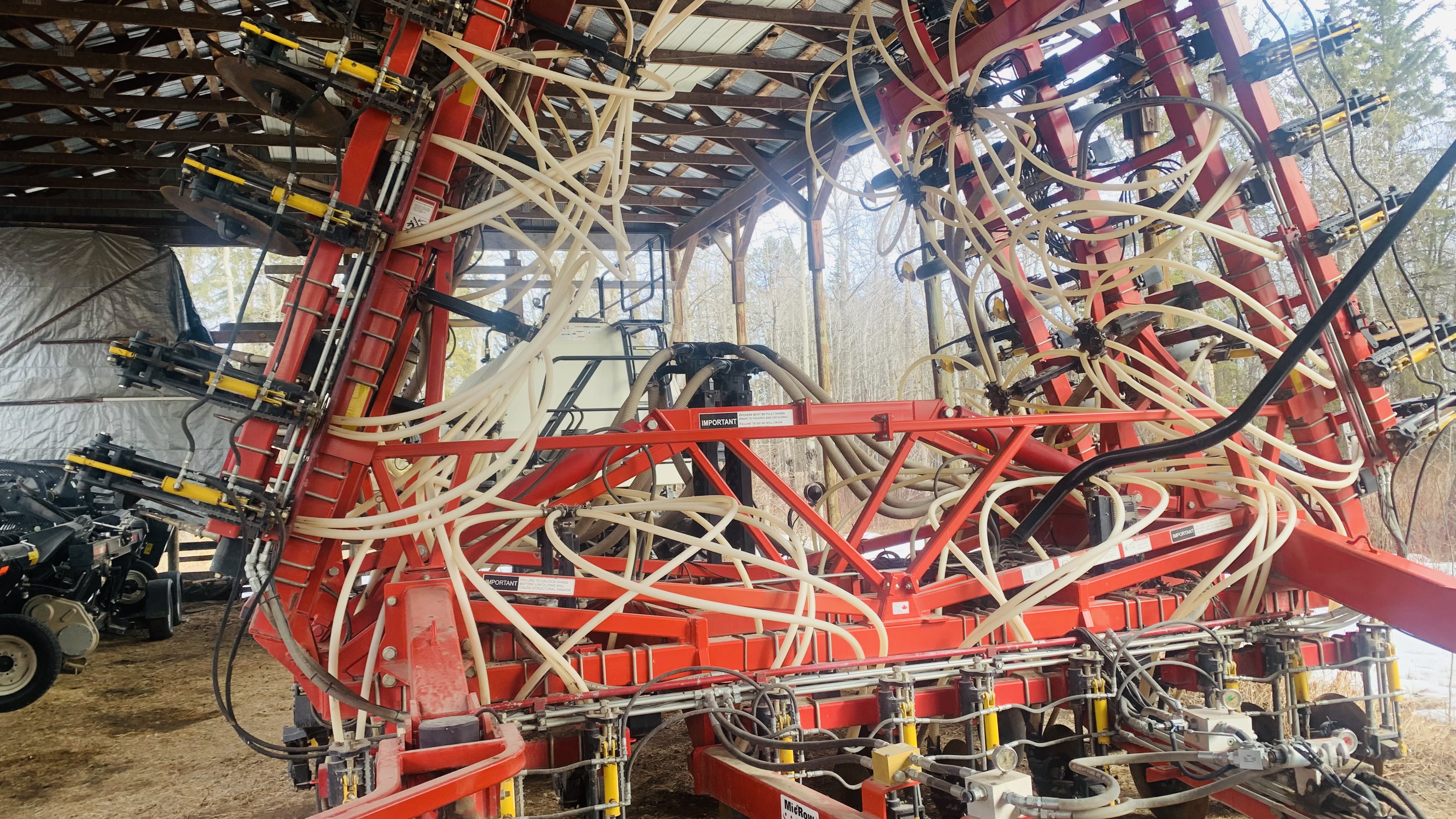 2009 Bourgault 3310-40 Air Seeder