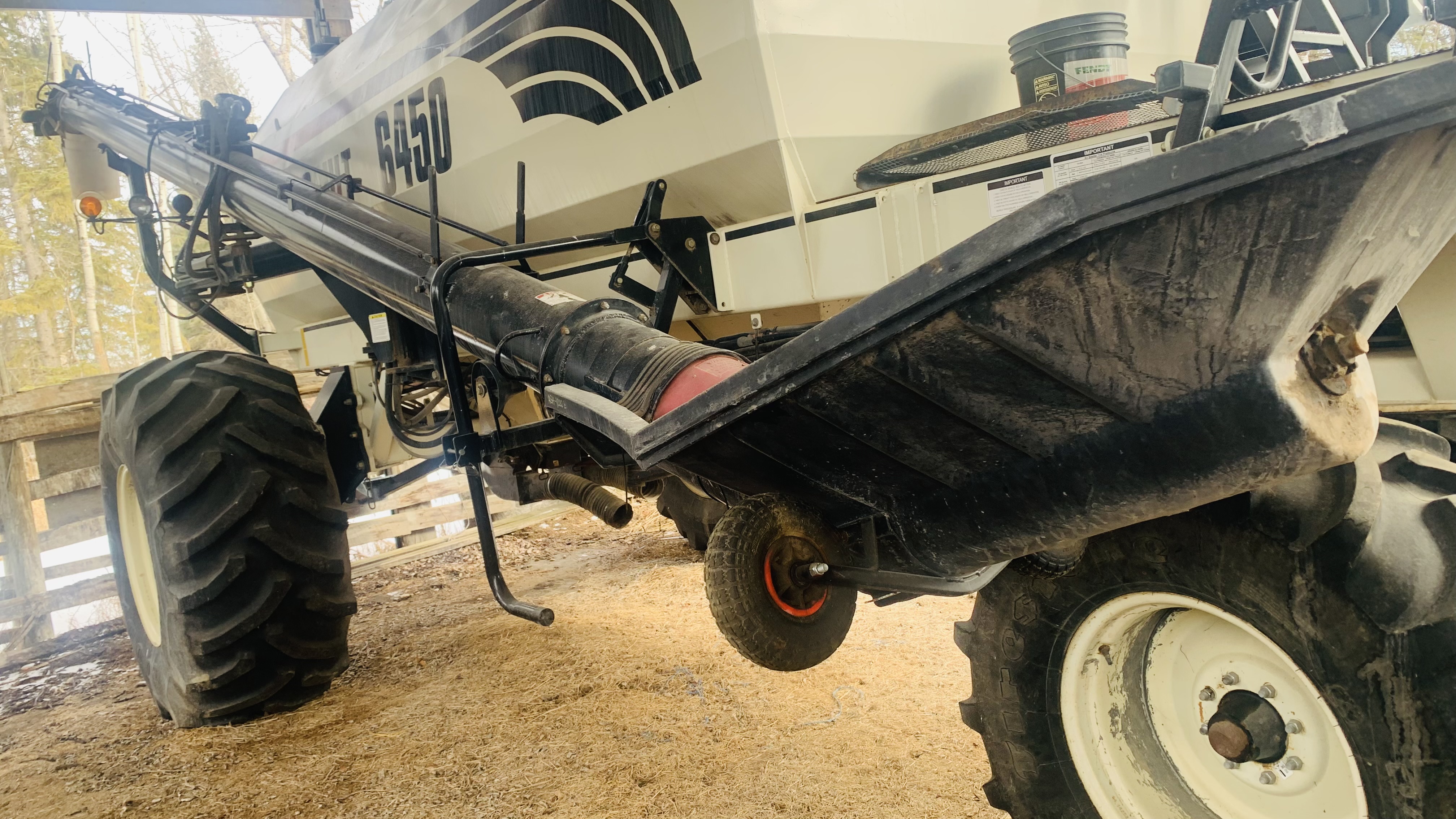 2009 Bourgault 6450 Air Tank/Cart