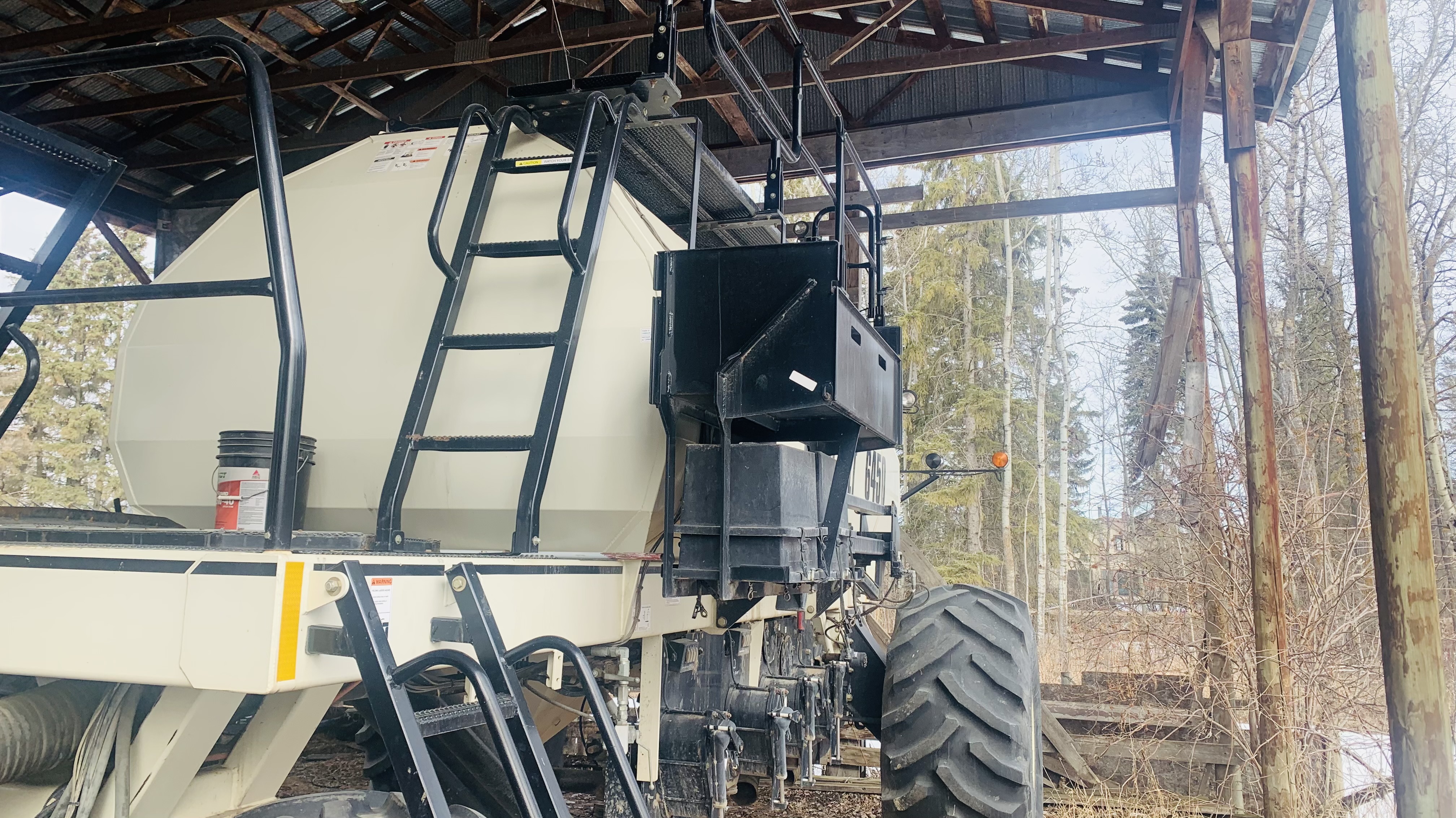 2009 Bourgault 6450 Air Tank/Cart
