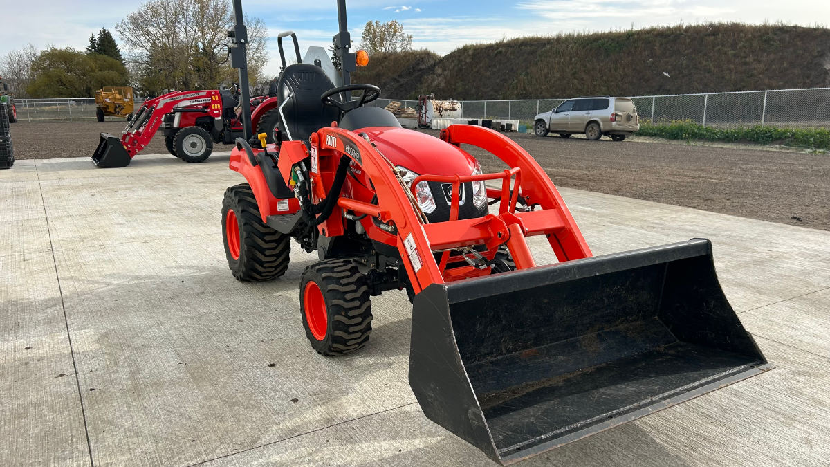 2019 Kioti CS2210 Tractor