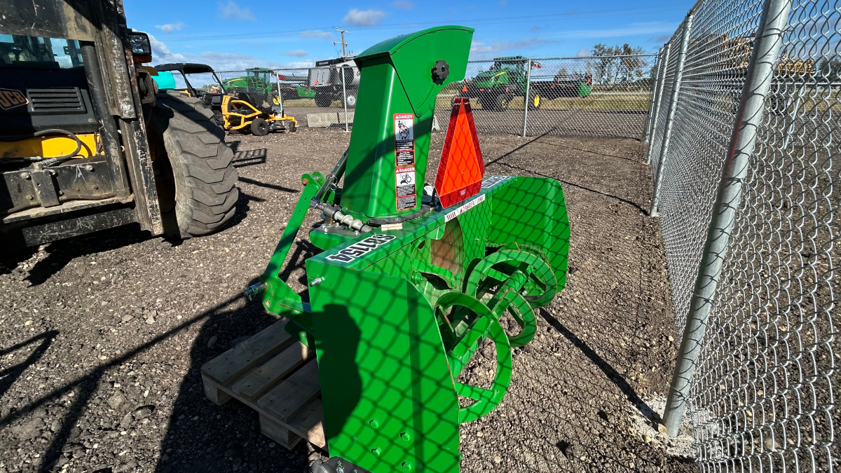 2018 John Deere SB1154 Snow Blower