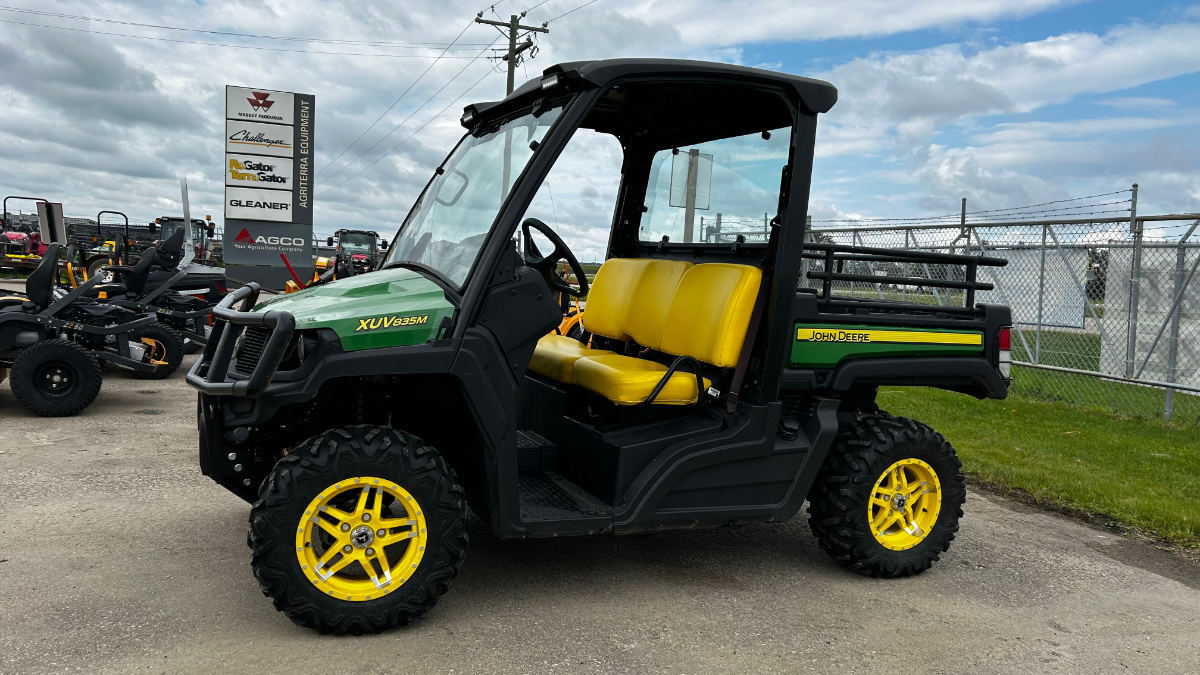 2018 John Deere XUV 835M Utility Vehicle