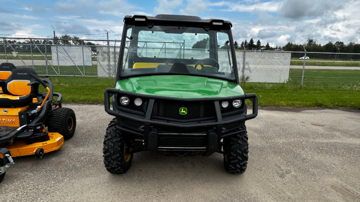 2018 John Deere XUV 835M Utility Vehicle