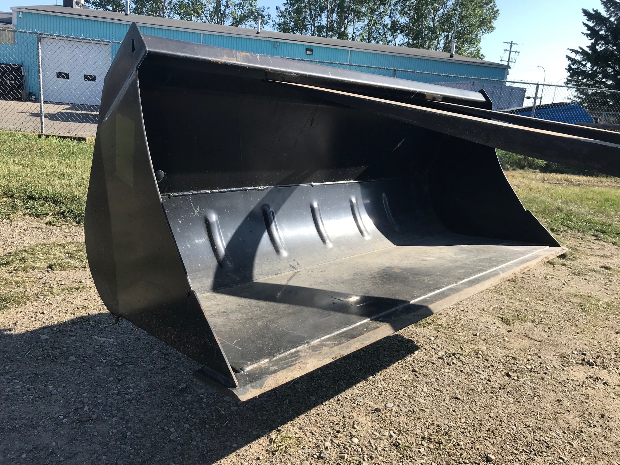 2014 AGCO 185S Bucket