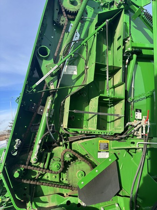 2023 John Deere 560M Baler/Round