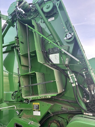 2023 John Deere 560M Baler/Round