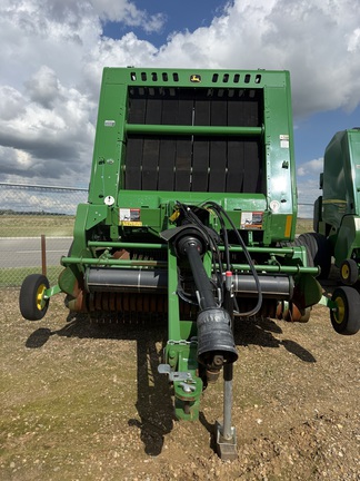 2023 John Deere 560M Baler/Round