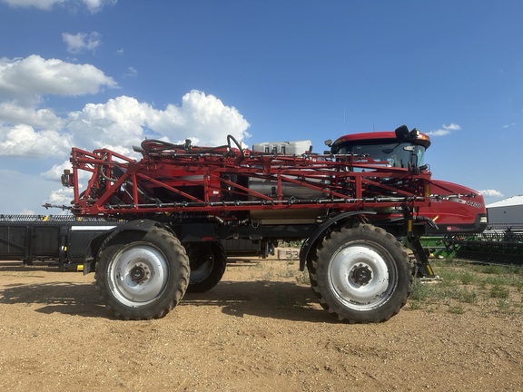 2014 Case IH 4430 Sprayer/High Clearance