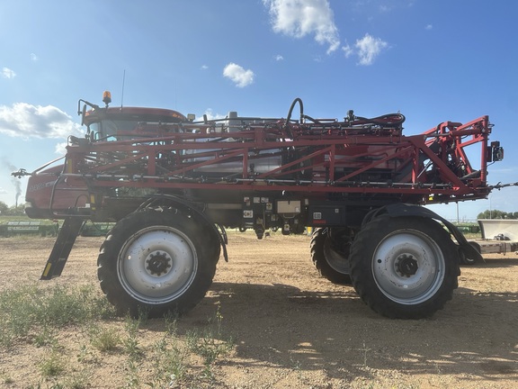 2014 Case IH 4430 Sprayer/High Clearance