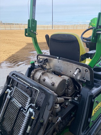 2016 John Deere 1570 Mower/Front Deck