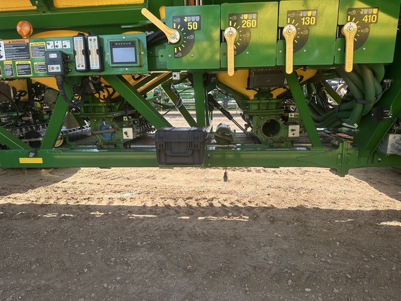 2021 John Deere P556 & C850 Air Seeder