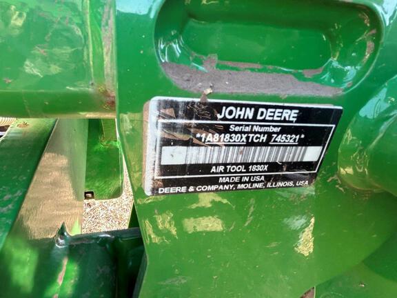 2012 John Deere 1830 Air Seeder