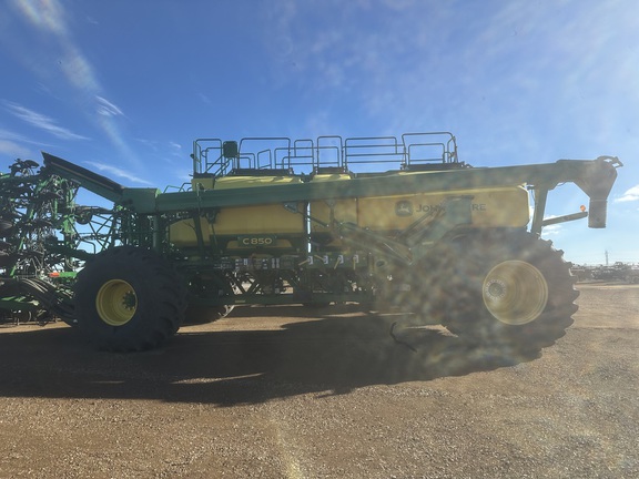 2017 John Deere 1870 & C850 Air Seeder