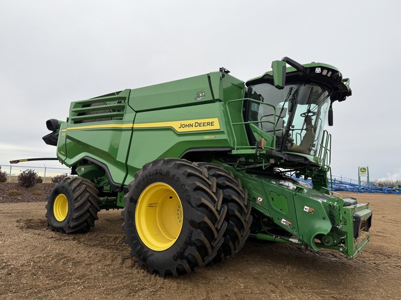 2022 John Deere X9 1100 Combine