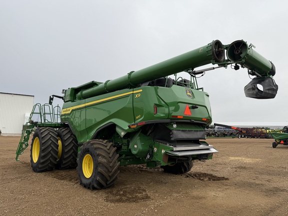 2022 John Deere X9 1100 Combine