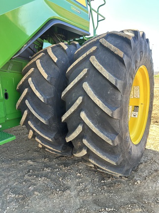 2023 John Deere X9 1000 Combine