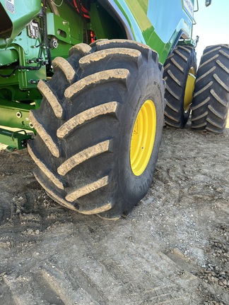 2023 John Deere X9 1000 Combine