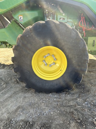 2023 John Deere X9 1000 Combine