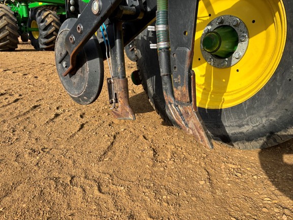 2017 John Deere 1870 Air Seeder