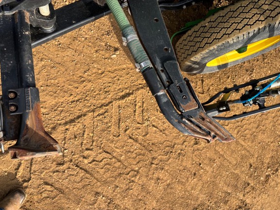 2017 John Deere 1870 Air Seeder