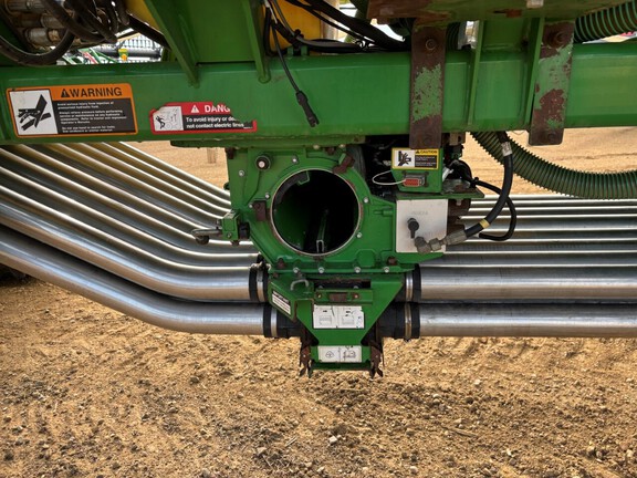 2017 John Deere 1870 Air Seeder