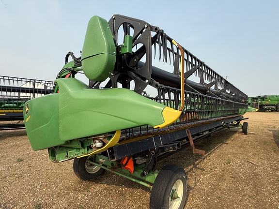 2017 John Deere 635FD Header Combine