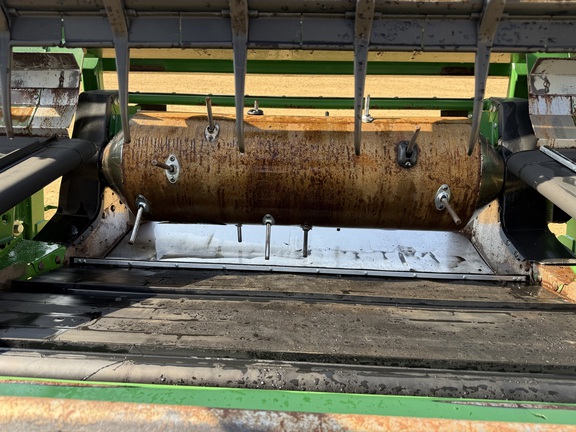 2013 John Deere 635D Header Combine