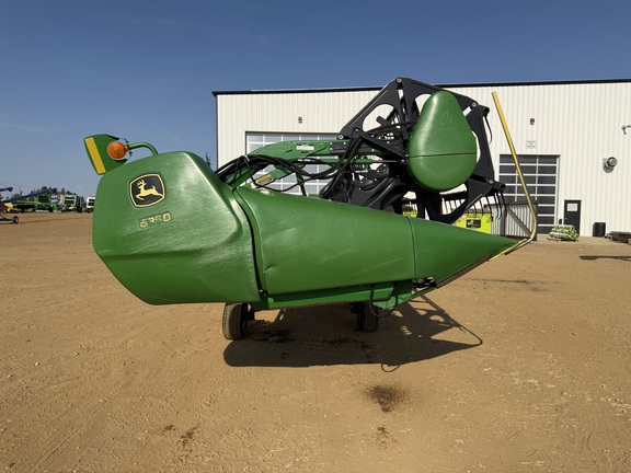 2013 John Deere 635D Header Combine