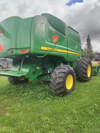 2009 John Deere 9870 STS Combine