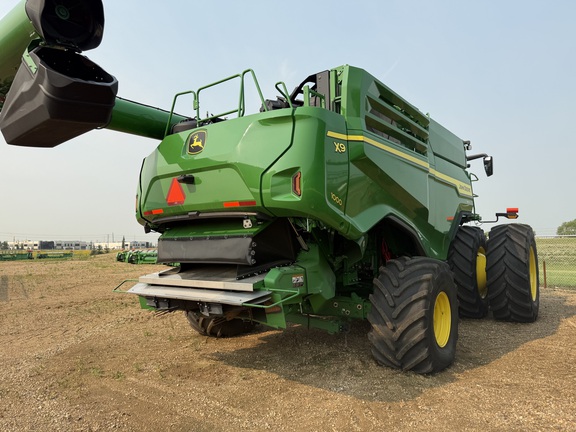 2025 John Deere X9 1000 Combine