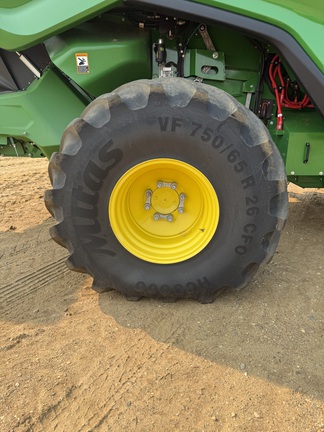 2025 John Deere X9 1000 Combine